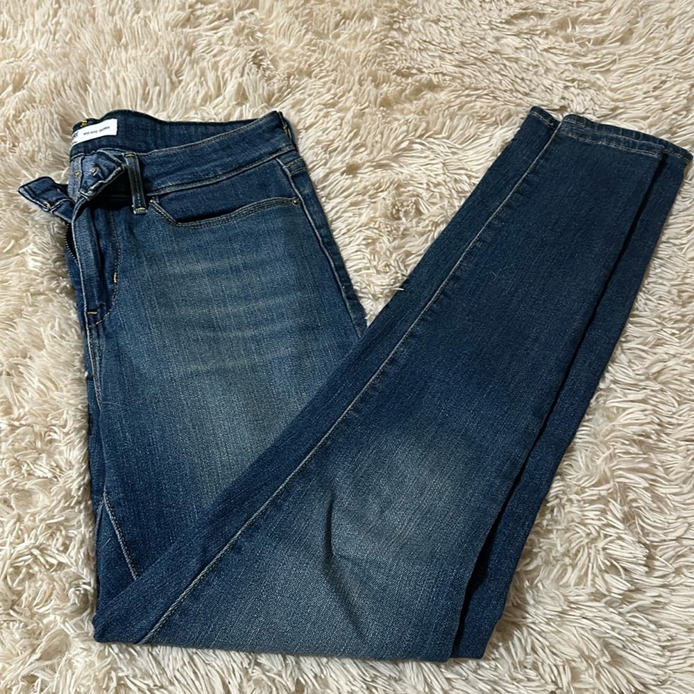 NWOT Signature By Levi Mid-Rise Skinny
